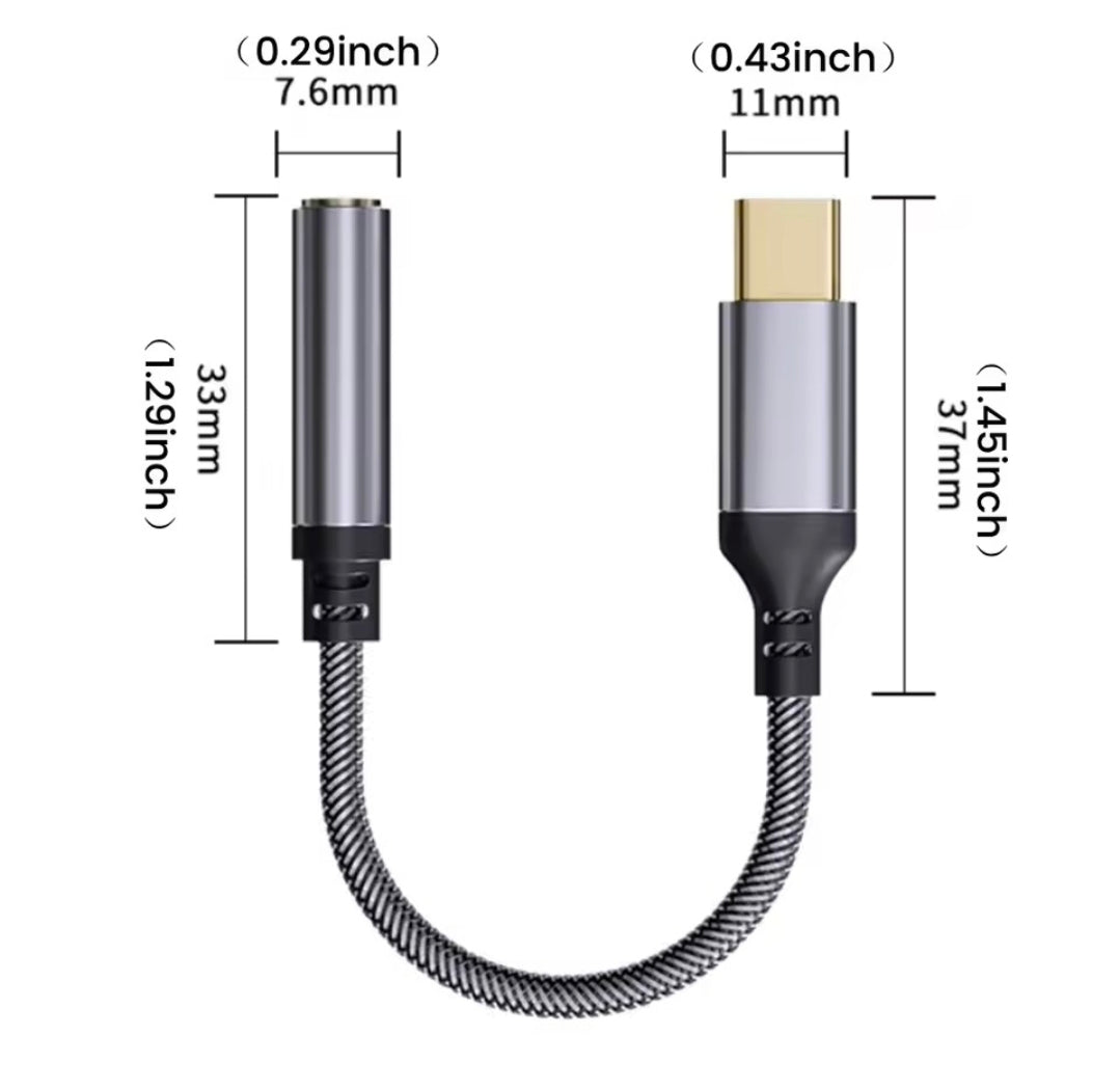 Measurement chart of a USB cable with dimensions labeled on a white background