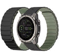 AXYON Garmin magnetic silicone band in Black and Light Green, QuickFit 22mm